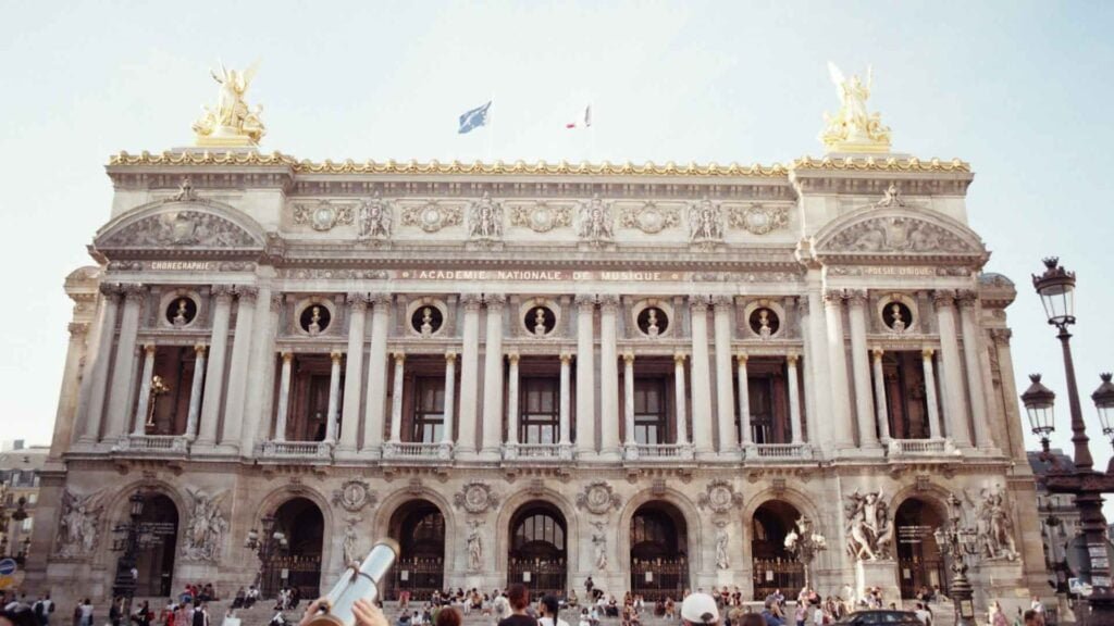 things to do in paris: opera house