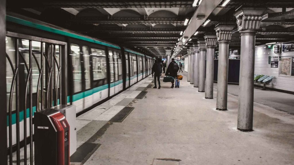 Things to know metro station