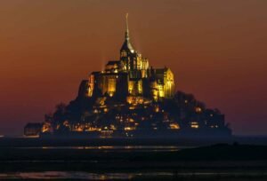 Read more about the article Mont-Saint-Michel: Unveiling the Secrets of France’s Enchanting Island