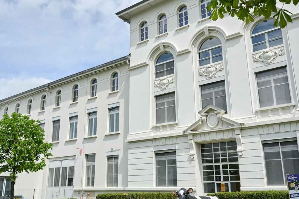 Swiss chocolate: main building