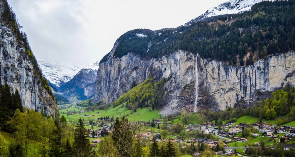 Things to do in Interlaken Switzerland; Lauterbrunnen valley