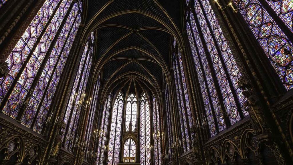 hidden gems in Paris: Sainte chapelle